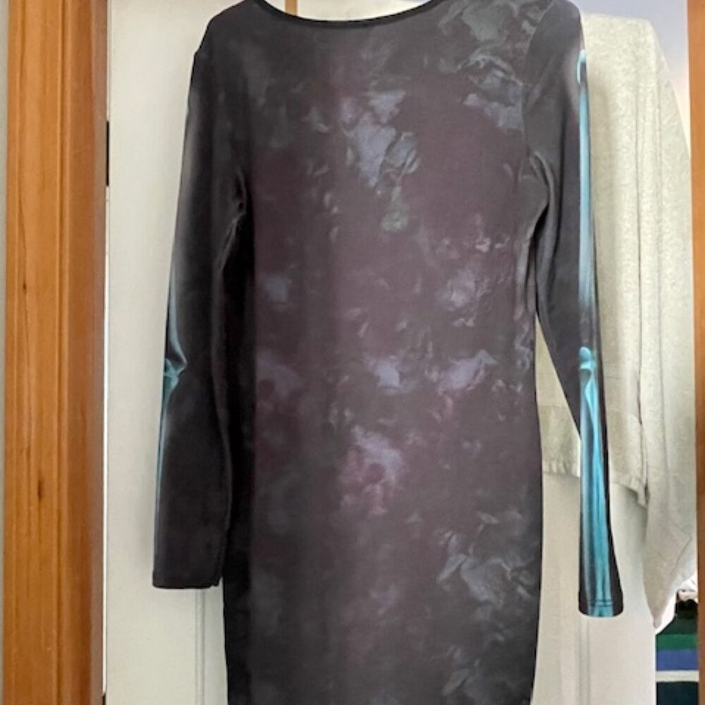 Skeleton Dress - Picture 3 of 4
